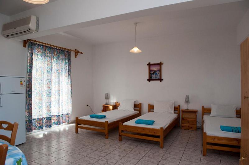 Syraina Apartments Skiathos Town Exterior photo